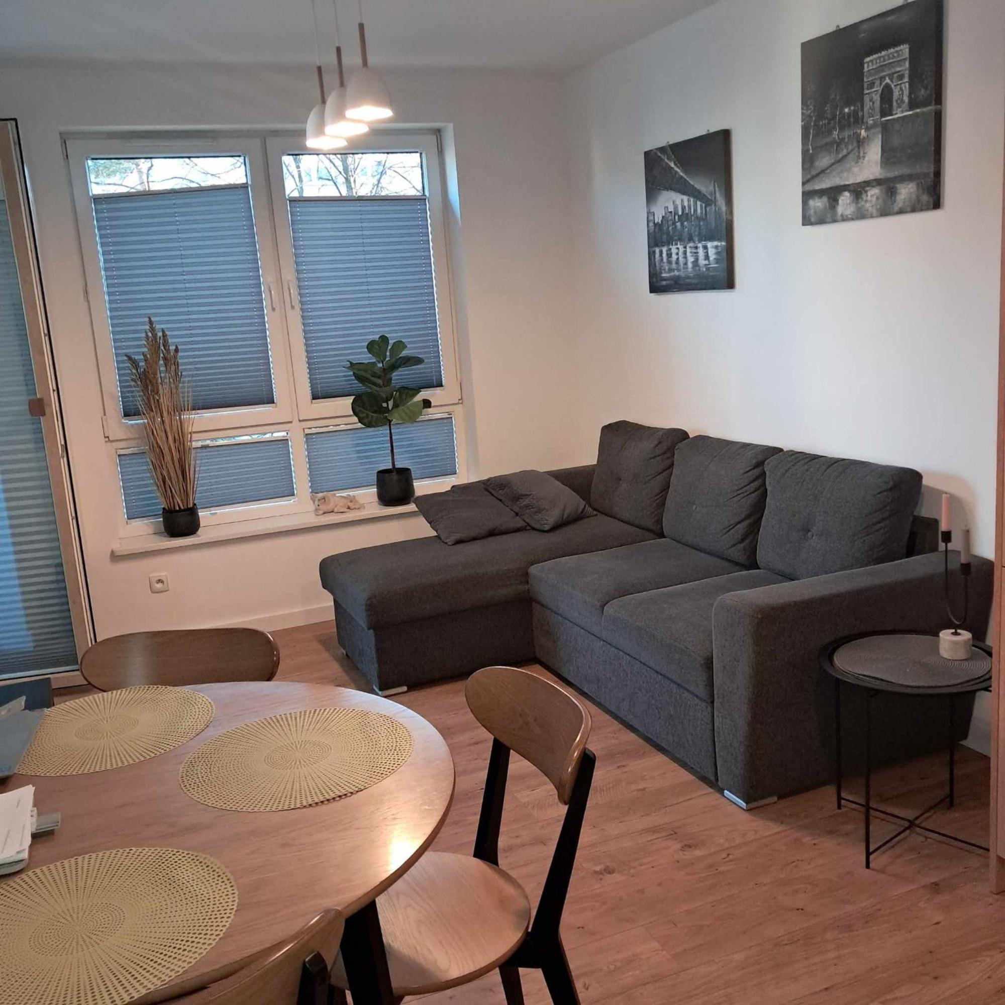 Apartament Julia 1-4 Os Starowapiennikowa 42A Z Balkonem Ze Sniadaniem Kontynentalnym Kielce Luaran gambar